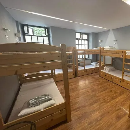 אכסניה Greg&tom Party קרקוב