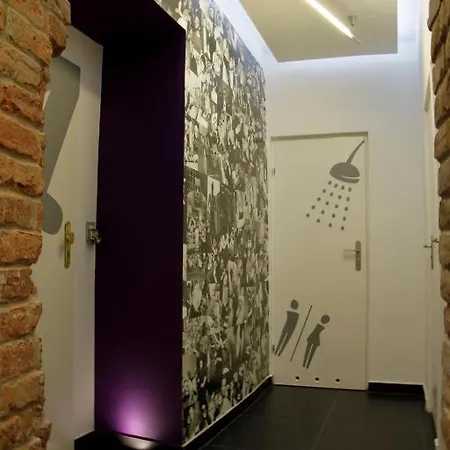 אכסניה Greg&tom Party קרקוב