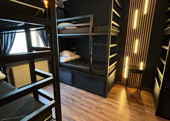 Auberge de jeunesse Greg&tom Party