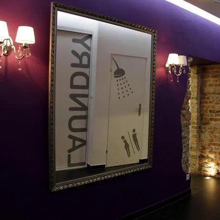 グレッグ＆トム パーティー ホステル